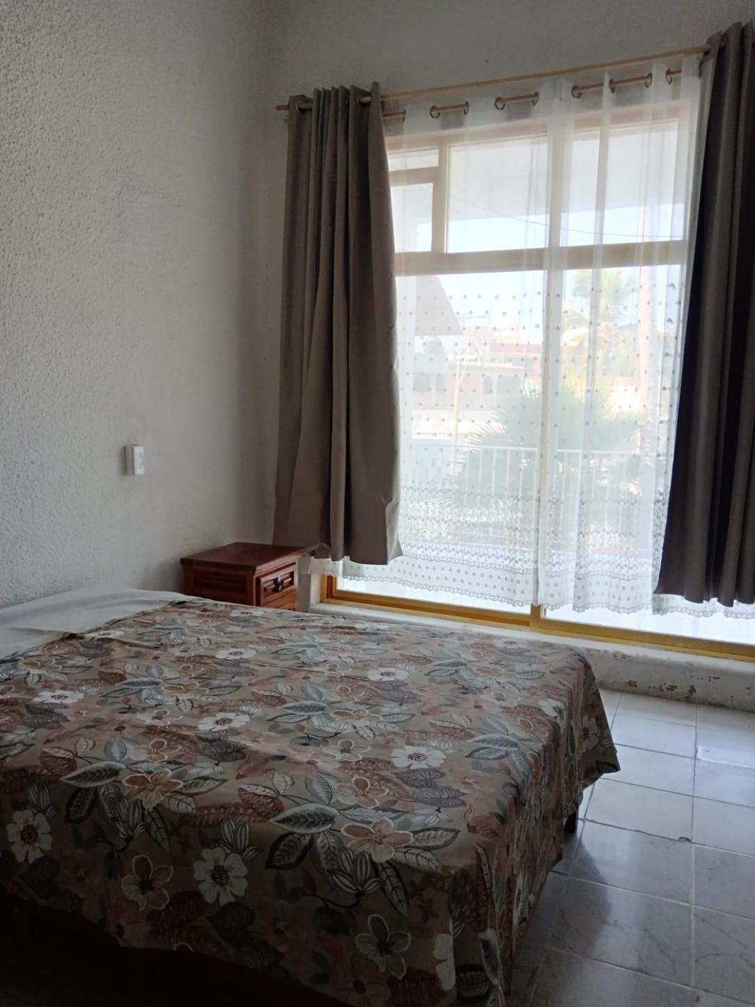 Habitación en casa particular D America